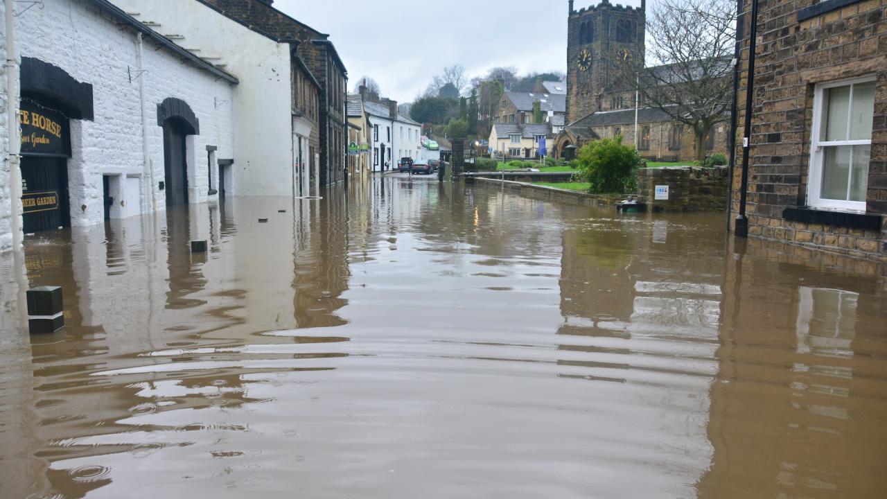 Photo by Chris Gallagher on Unsplash. "Bingley Boxing Day Floods 2015 - White Horse Pub Bingley"