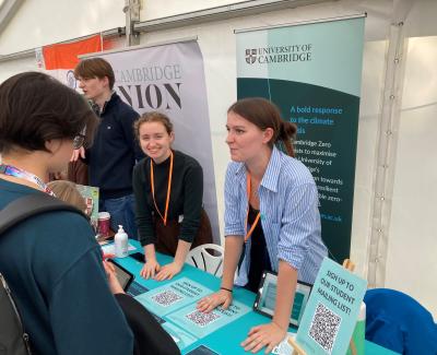 Freshers find a climate friendly University at Cambridge Zero stand